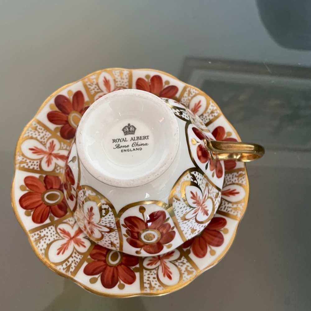 Tea cups - Picture 2 of 11